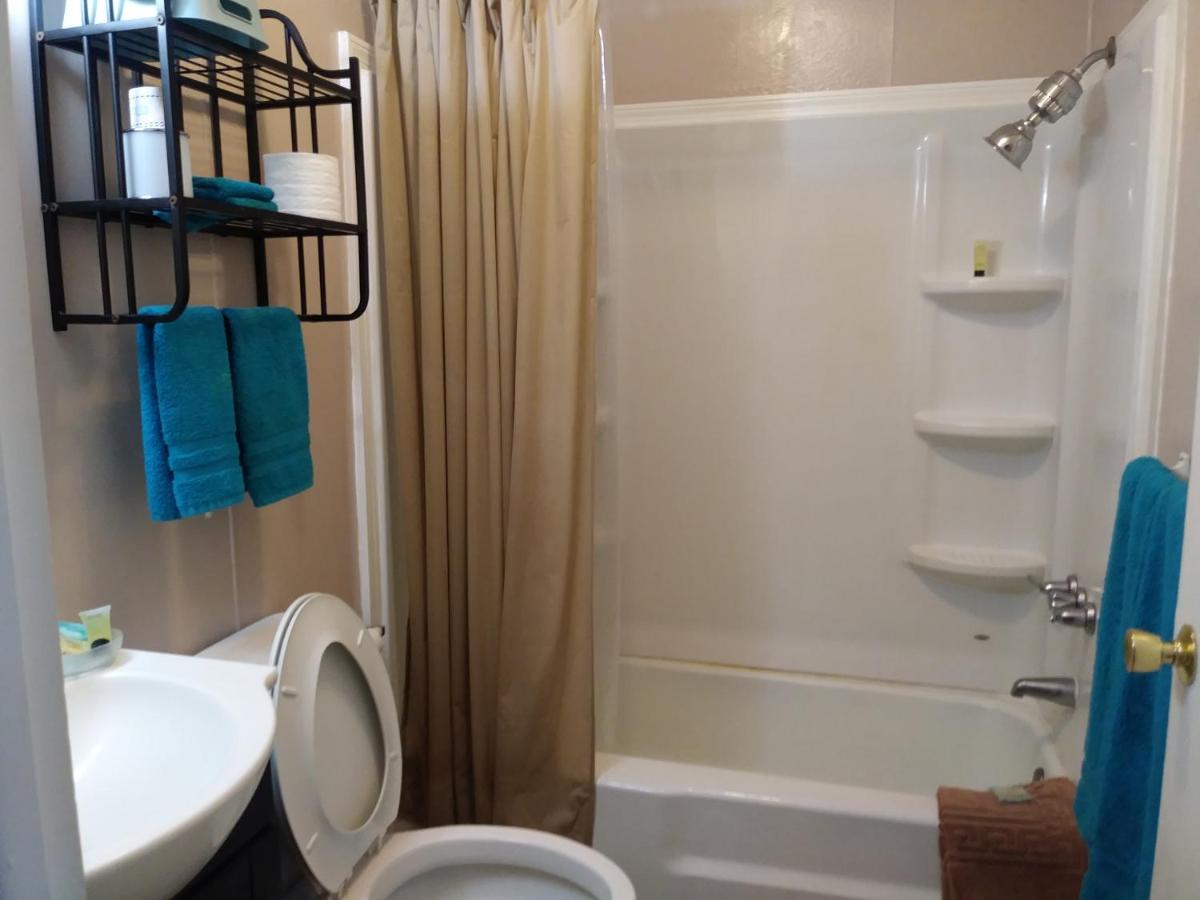 Clarendon Rest Stop 6 Inn المظهر الخارجي الصورة