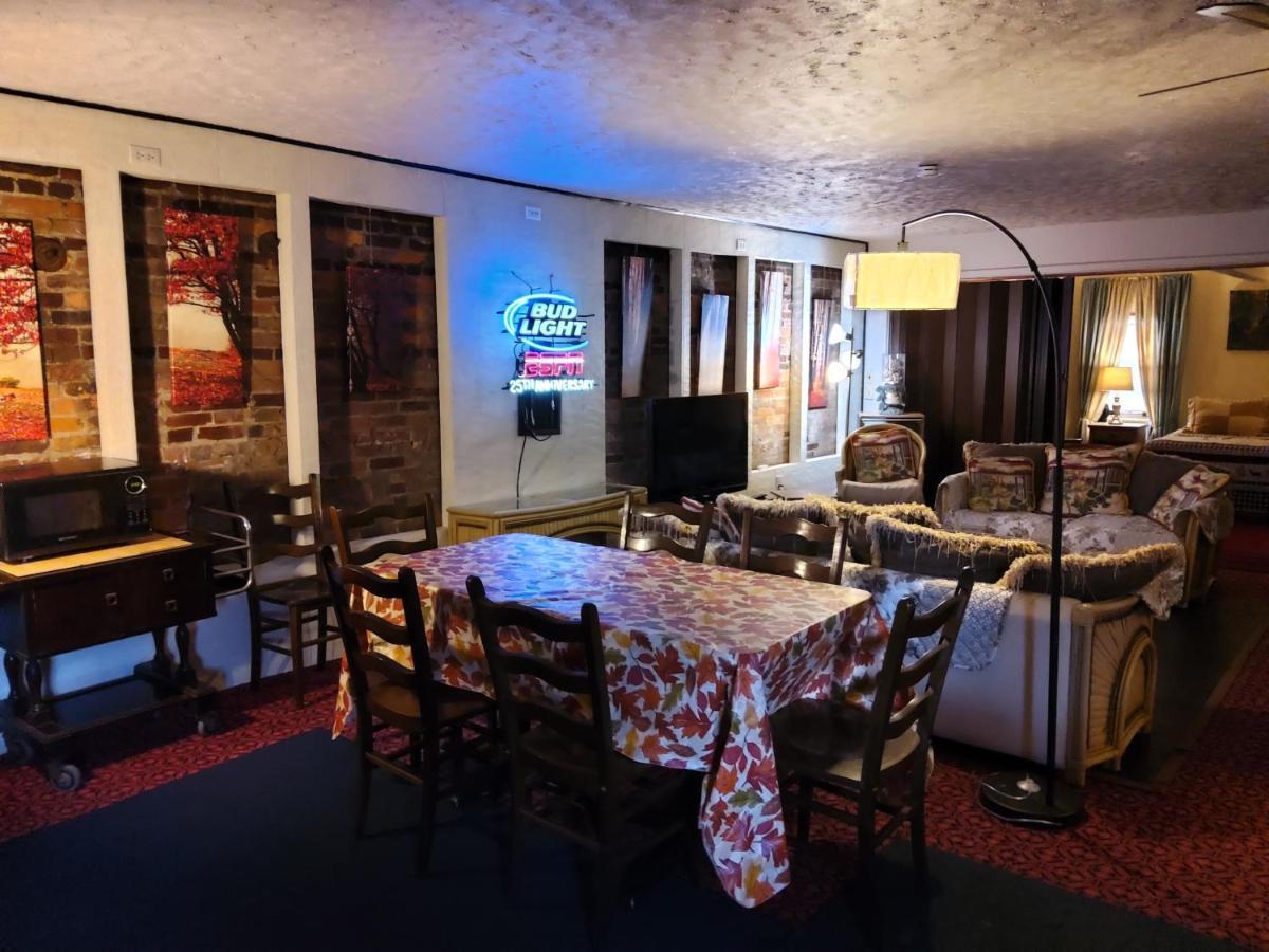 Clarendon Rest Stop 6 Inn المظهر الخارجي الصورة